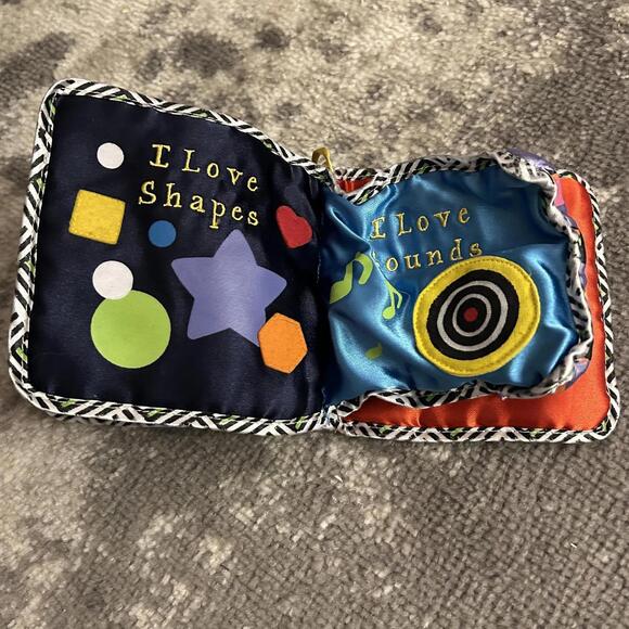 Manhattan Toy- Hello Baby Cloth Books - Picture 4 of 8